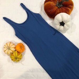 slim fitting ribbed maxi dress